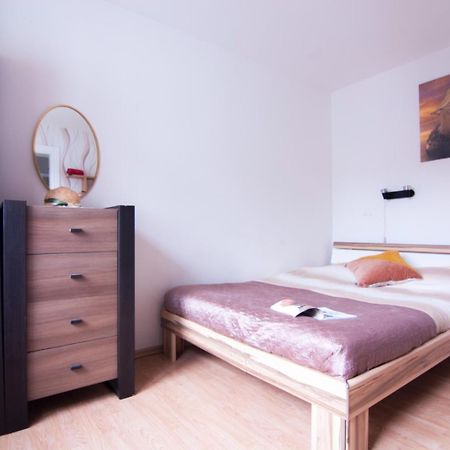Wynajem apartamentów i pokoi. Ustronie Morskie Exterior foto